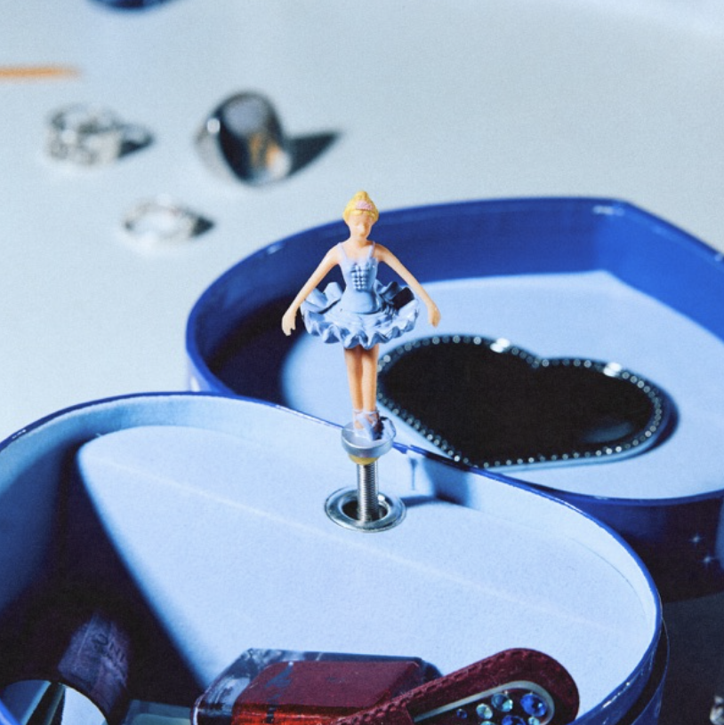 J-WAVE : CHECK THE TOKIO HOT 100